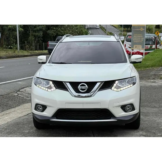 Nissan X-trail 2.5 Exclusive