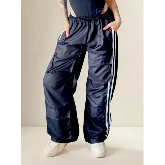 Pantalón Urbano Bolsillos Cargo Con Lineas Unisex 