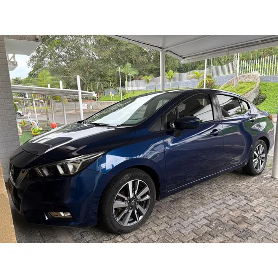 Nissan Versa 1.6 Advance