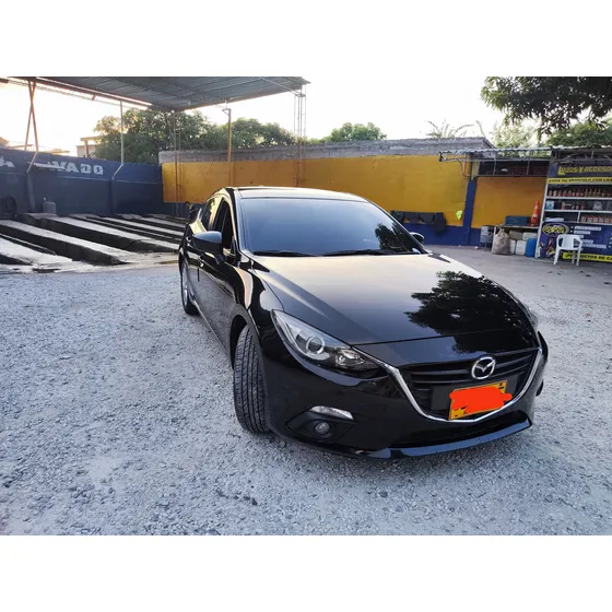 Mazda 3 2.0 Sport Touring