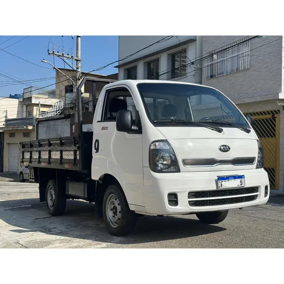 Kia Bongo 2014 2.5 Std 4x2 Rs Turbo S/ Carroceria 2p