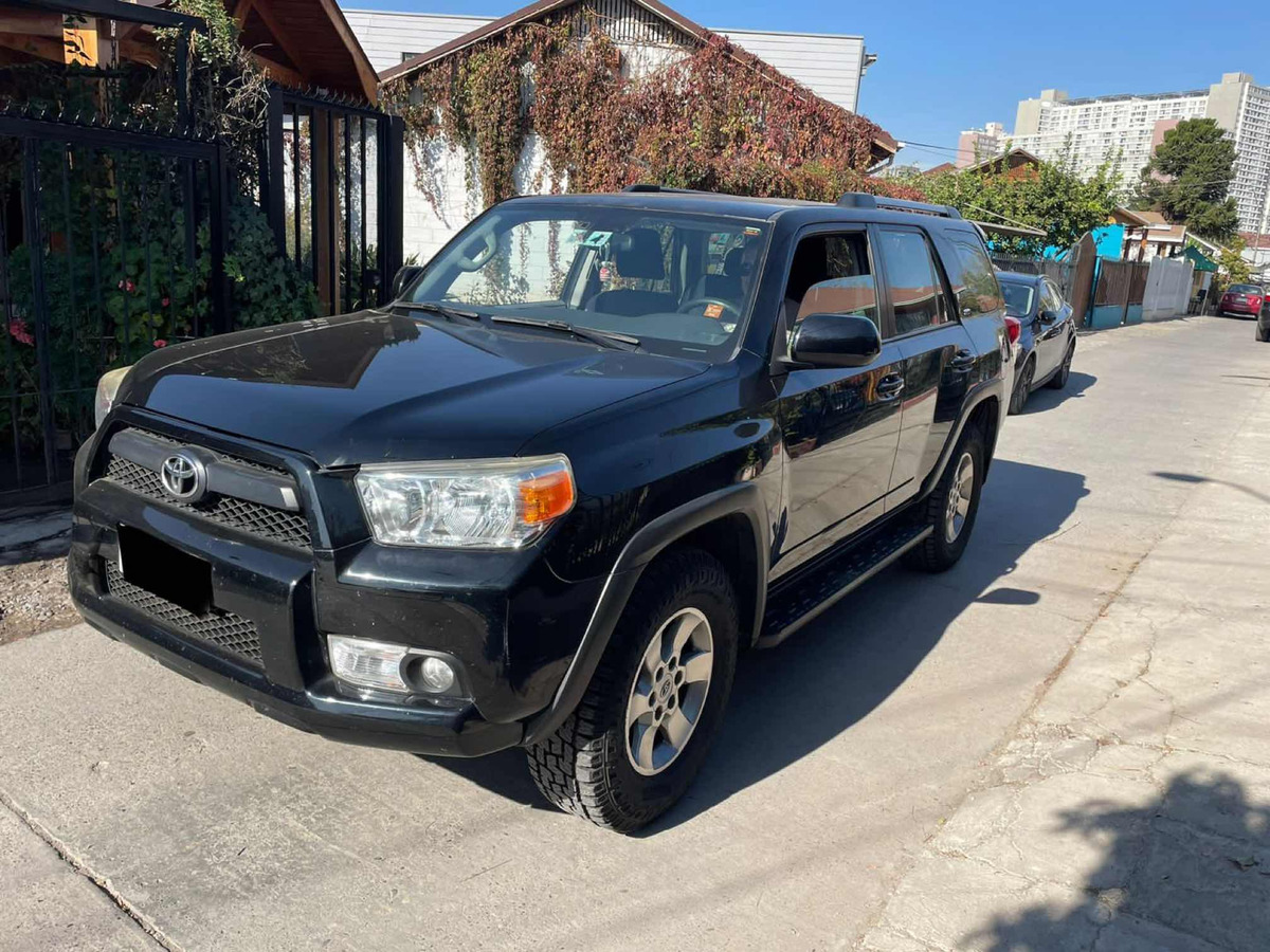 Toyota 4 Runner Sr5 4x4