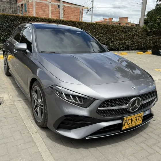 Mercedes-Benz Clase A 2025 2.0 A 250 4matic Mhev
