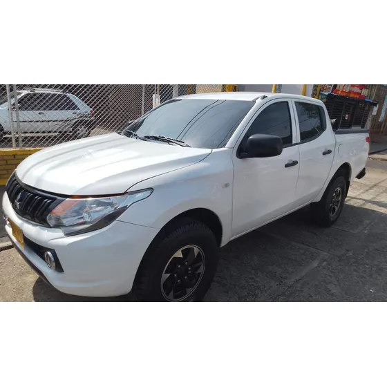 Mitsubishi L200 2.5l