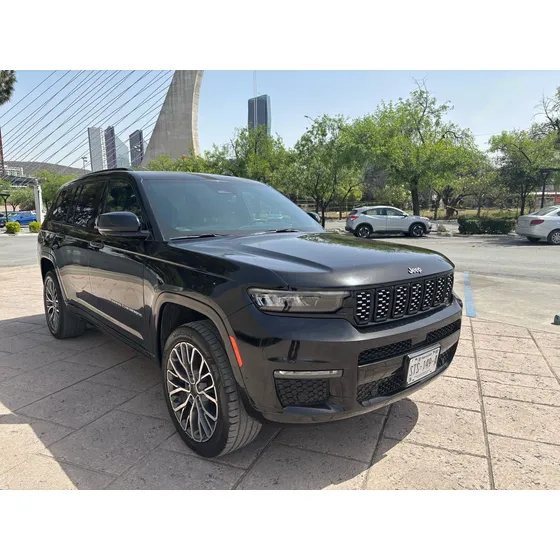 Jeep Grand Cherokee 5.7 Summit Elite Plinum 4x4 At