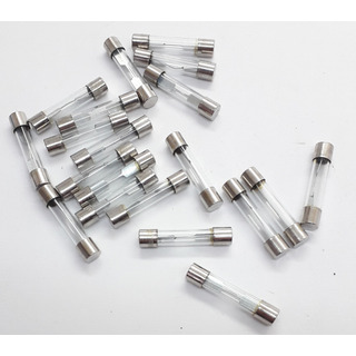 Fusivel De Vidro Universal 6x30 10 Amperes 20 Pecas Fusivel De Vidro Universal 6x30 10 Amperes 20 Pecas