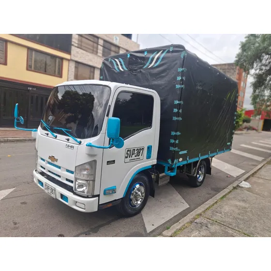 Chevrolet Nhr Estacas