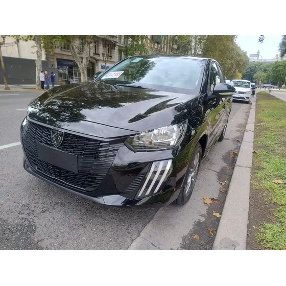 Peugeot 2008 1.2 Active