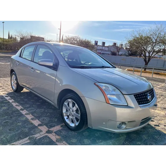 Nissan Sentra 2.0 Emotion Ee Cvt