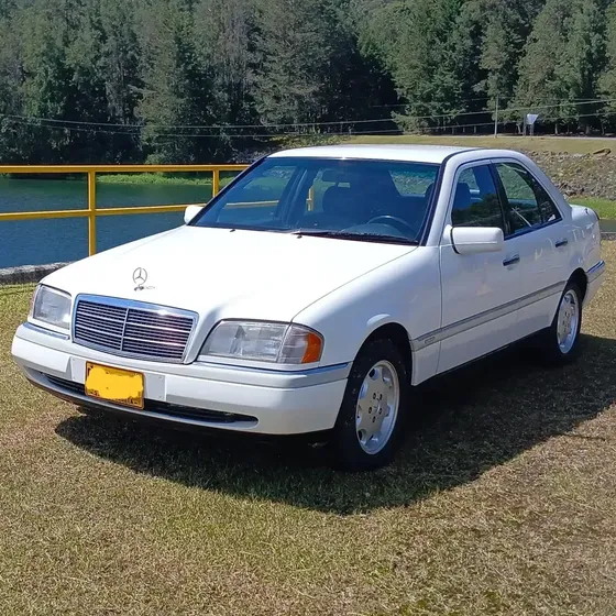 Mercedes-Benz Clase C 1994 2.2 Elegance