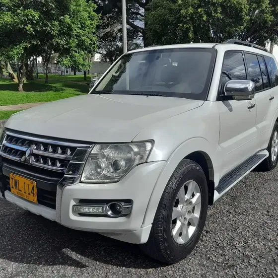 Mitsubishi Montero 2016 3.8cm3, V6 ,4x4, Atm ,techo, Cuero, Blindado 2