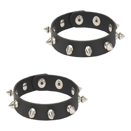 Kit C/ 2 Braceletes Pulseira Punk Rock Gótico K-pop 1 Par