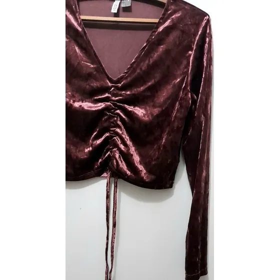 Blusas Top Manga Larga,t.l Nuevas.terciopelo Bordó Y Celeste