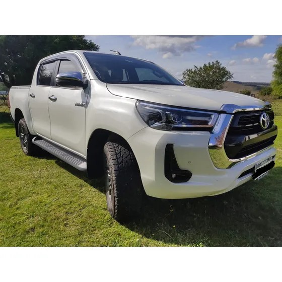 Toyota Hilux 2.7 D.cab. Srv 4x4