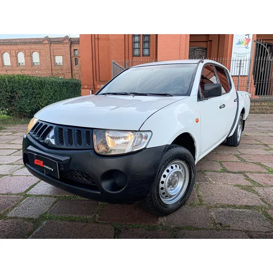 Mitsubishi L200 2.0 Diesel 4x2