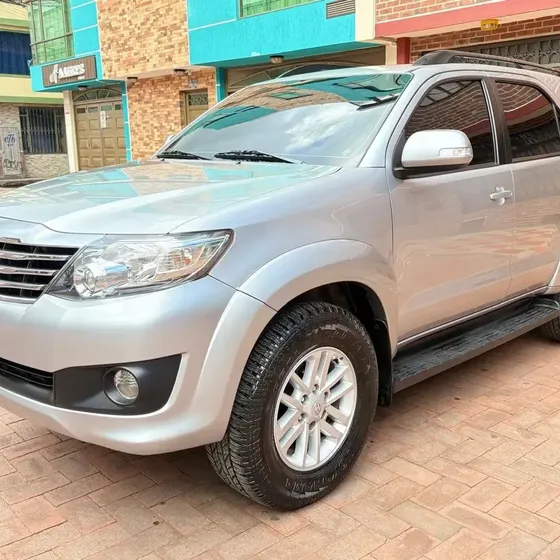 Toyota Fortuner 2015 2.7l 4x2