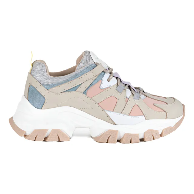 Zapatilla Viamo Conan Mujer.