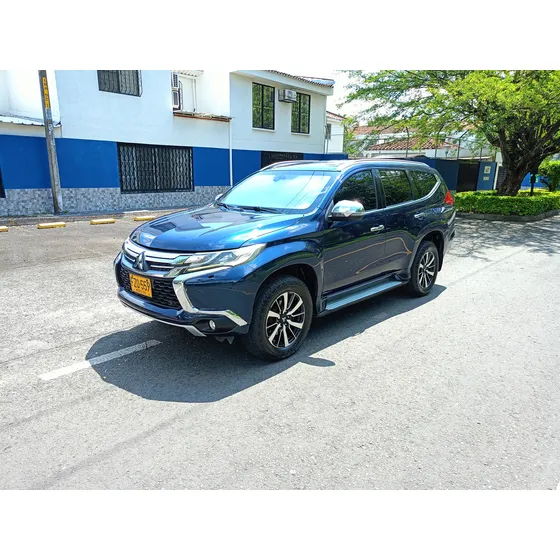 Mitsubishi Montero 3.0 215 Hp 4x4 Sport