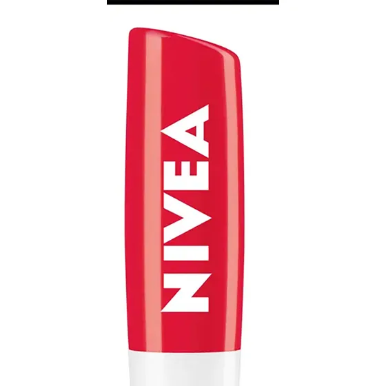 Nivea Protector Labial Strawberry Shine 4.8gr