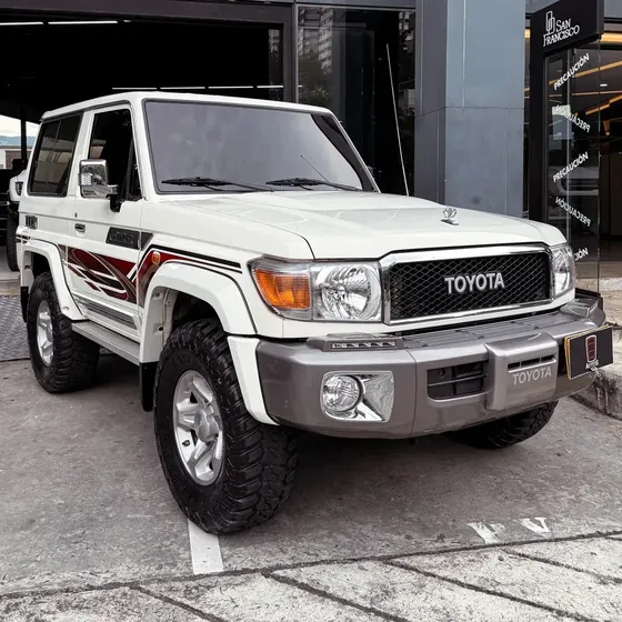 Toyota Land Cruiser 2021 4.0 Grj71l