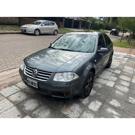 Volkswagen Bora 2.0 Trendline 115cv