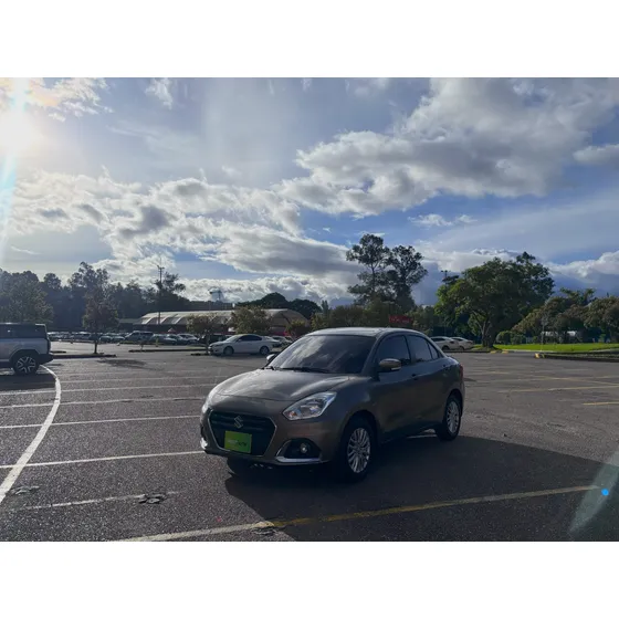 Suzuki Swift 2023 1.2 Dzire
