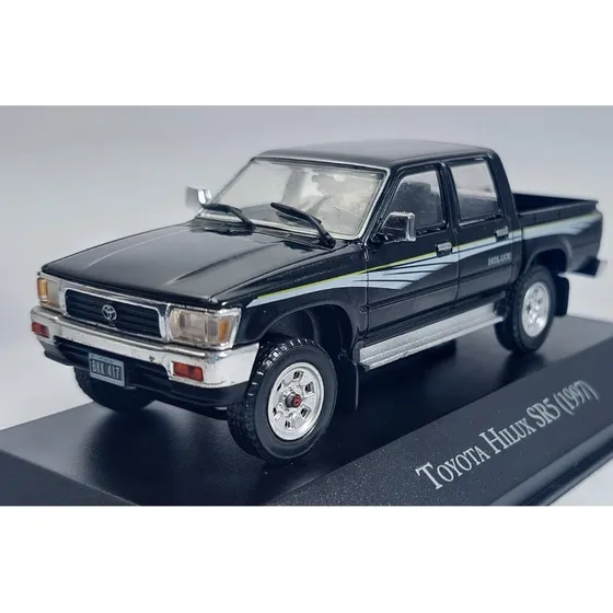 Carro A Escala 1/43 Toyota Hilux Sr5 1997