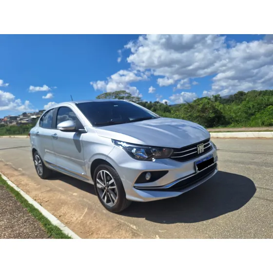 Fiat Cronos 1.3 Precision Flex Aut. 4p