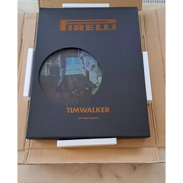 Calendario Pirelli 2018 - Tim Walker, Físico