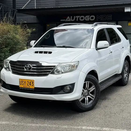 Toyota Fortuner 2015 3.0 Diesel 4x4