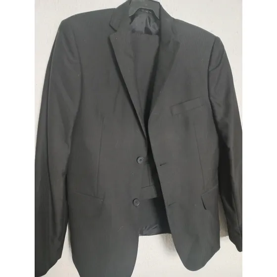 Traje Epsilon