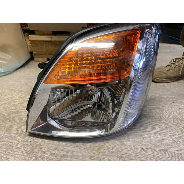 Faro Derecho Hyundai Mini Bus H1 05 Depo
