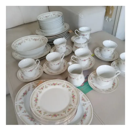 Vajilla De Porcelana 8 Puestos 44 Piezas Bellisima Excelente