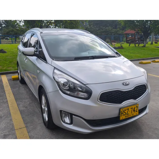 Kia Carens 2.0 Suv Ex