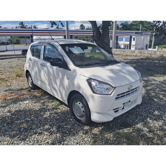 Daihatsu Mira Japonesa