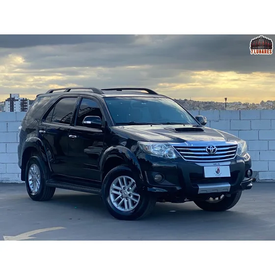 Toyota Hilux Sw4 3.0 Srv 4x4 7 Lugares 16v Turbo Intercooler Diesel 4p Automático