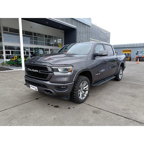 Ram 1500 Crew Cab Laramie 4x4 5.7 Aut