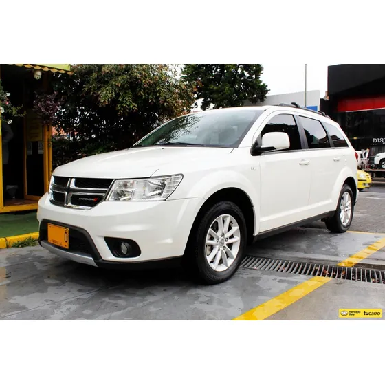 Dodge Journey 2.4 Sxt 7 Puestos At 4x2