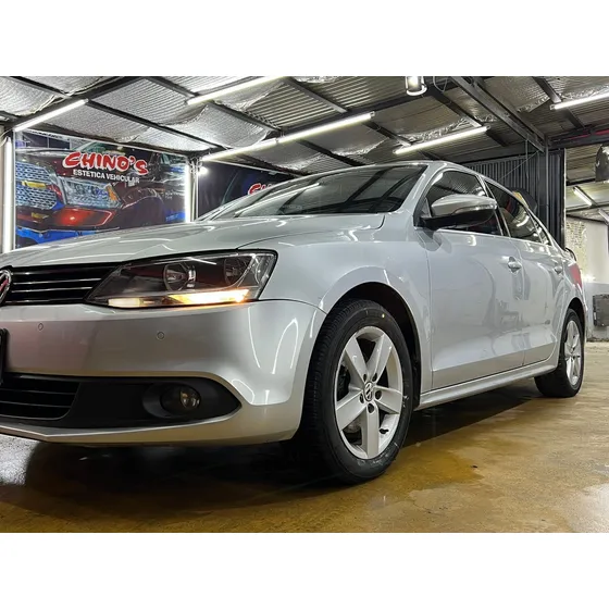 Volkswagen Vento 2.5 Luxury 170cv