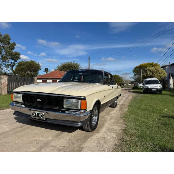 Ford Falcon 3.6 Ghia Sp