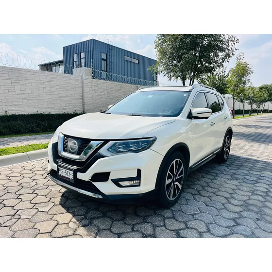 Nissan X-trail 2.5 Exclusive 3 Row Cvt