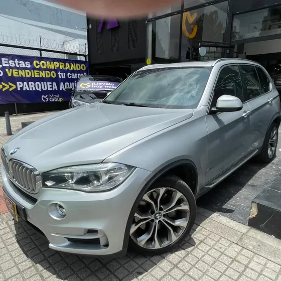 BMW X5 2014 4.4 Xdrive50i