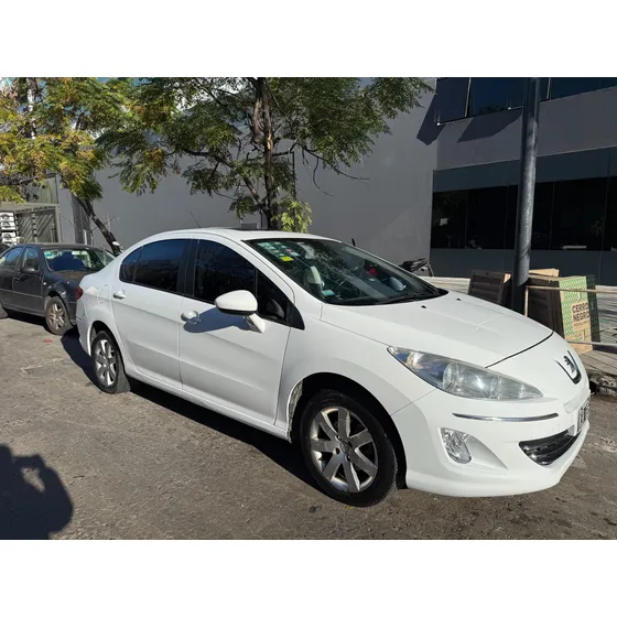 Peugeot 408 2.0 Allure Plus Nav 143cv
