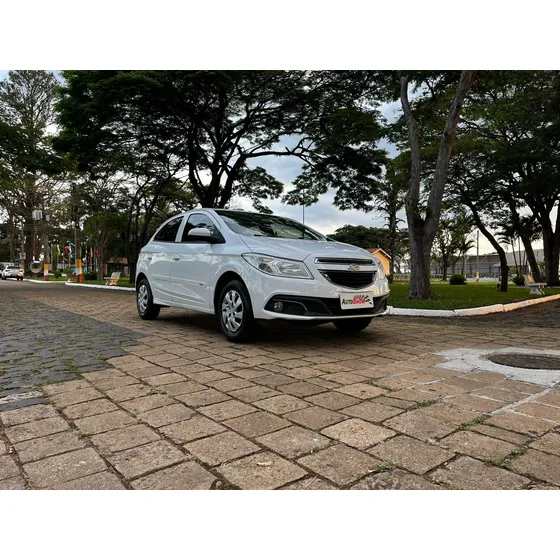 Chevrolet Onix 1.0 Lt 5p