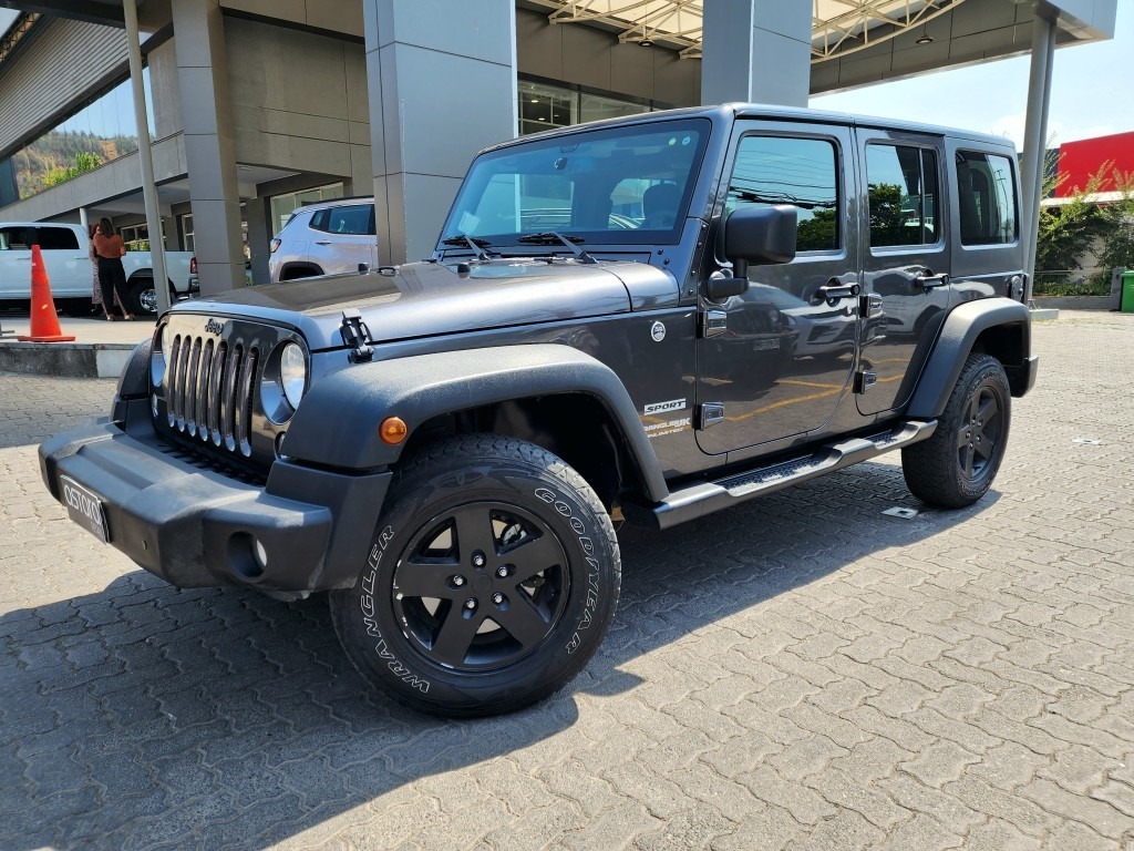 Jeep Wrangler 3.6 Unlimited Sport 4wd At 5p