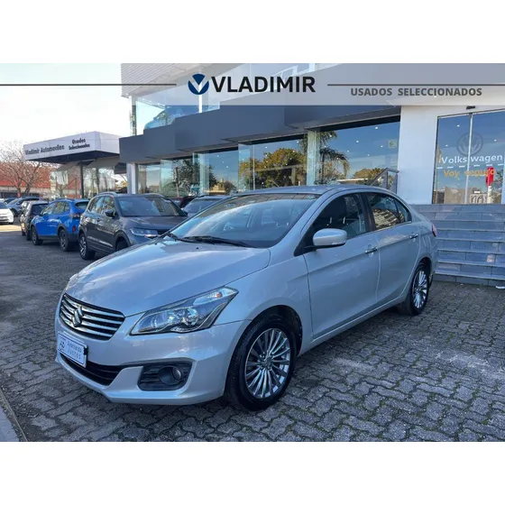 Suzuki Ciaz Glx Sedán