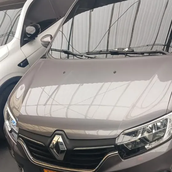 Renault Logan 2023 1.6 Privilege / Intens