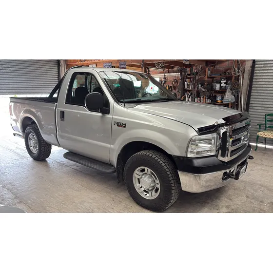 Ford F-100 3.9 I Super Duty