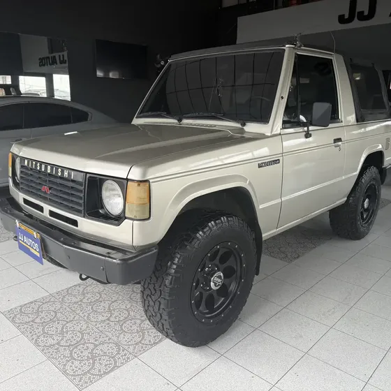 Mitsubishi Montero 2.6 L042 Lona usado en Pereira