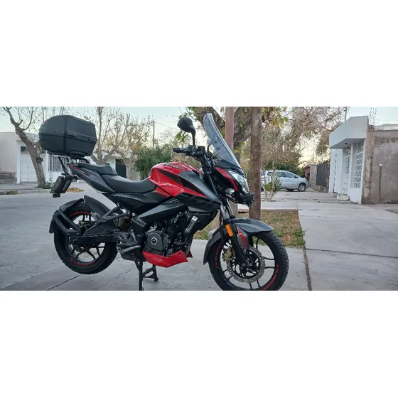 Bajaj Ns200